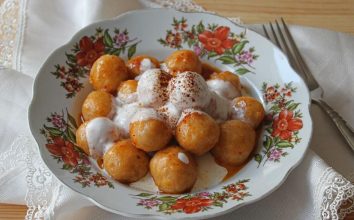 Yoğurtlu Bulgur Köftesi Tarifi