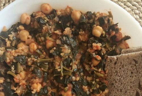 Ekşili Nohutlu Ispanak Yemeği Tarifi