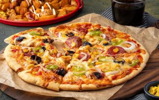 Harika Ev Usulü Pizza Tarifi