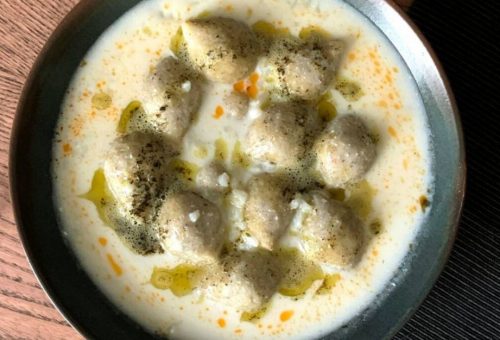 İçli Köfteli Yoğurt Çorbası Tarifi