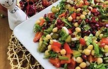 Doyurucu Sağlıklı Ispanaklı Nohut Salatası Tarifi