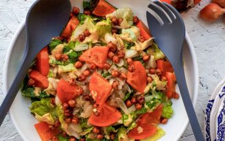 Sebzeli Kıtır Nohutlu Hardal Soslu Akdeniz Hurmalı Salata Tarifi