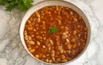 Anadolu Mutfağından Kıymalı Kuru Fasulye Tarifi