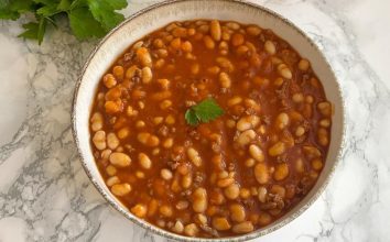 Anadolu Mutfağından Kıymalı Kuru Fasulye Tarifi