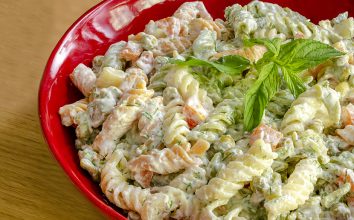 Muthiş Makarna Salatası Tarifi