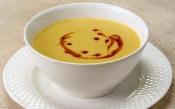 Mercimek Çorbası Tarifi (Lokanta Usulü)