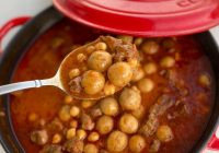 Her Bölgeye Has Nohut Etli Topalak Yemeği Tarifi