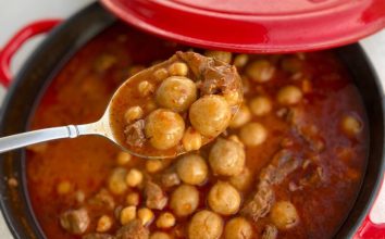 Her Bölgeye Has Nohut Etli Topalak Yemeği Tarifi