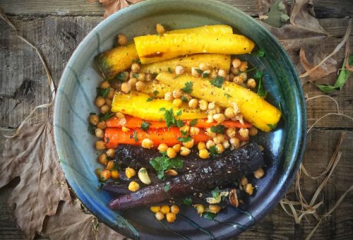 Fırında Nohutlu Gökkuşağı Havuçları Tarifi