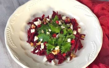 Pancarlı Isırgan Salatası Tarifi