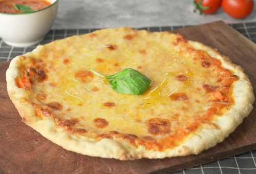 Peynirli Pizza Tarifi