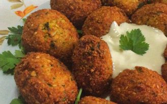 Yapımı Kolay Soslu Falafel Tarifi