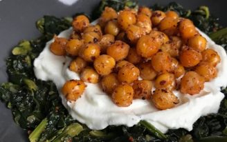 Hafif Sağlıklı Süzme Yoğurtlu Çıtır Nohut Tarifi