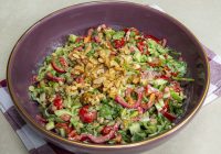 Besleyici Tahin Soslu Mercimek Salatası Tarifi