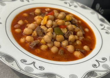 Tencerede Etli Nohut Yemeği Tarifi