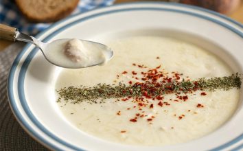 Terbiyeli Tavuk Çorbası Tarifi