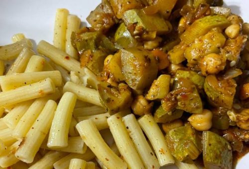 Sağlıklı Nohutlu Vegan Kabak Yemeği Tarifi