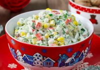 Hafif Lezzetiyle Yoğurtlu Garnitürlü Pirinç Salatası Tarifi