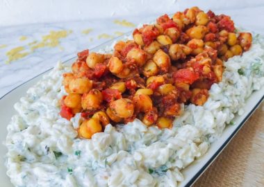 Sağlıklı Pratik Yoğurtlu Şehriye ve Nohut Kavurması Tarifi