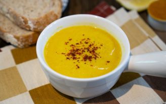 Zerdeçallı Mercimek Çorbası Tarifi